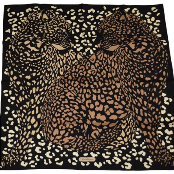 Salvatore Ferragamo scarf leopard print black multi never used and box included - Picture 4 of 7